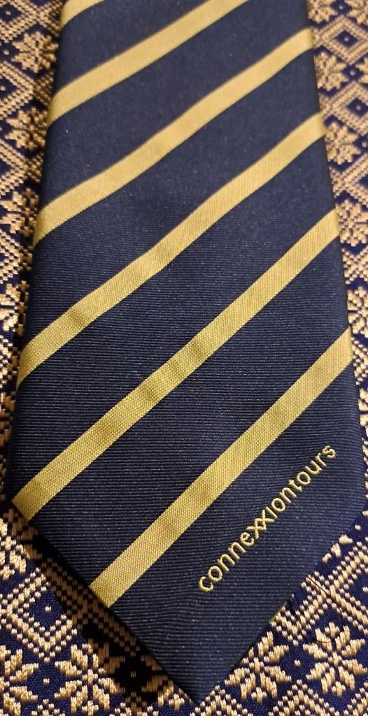 Connexxion Tours stropdas bus touringscars, Verzamelen, Merken en Reclamevoorwerpen, Nieuw, Gebruiksvoorwerp, Ophalen of Verzenden