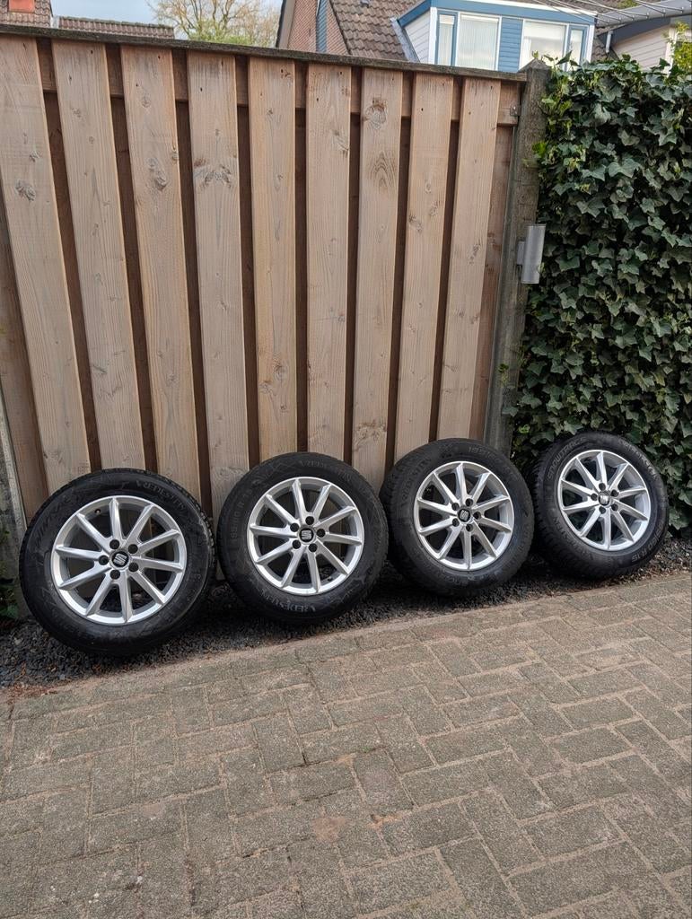 Originele Seat velgen 15 inch + Vredestein winterbanden, Ophalen, Gebruikt, Seat