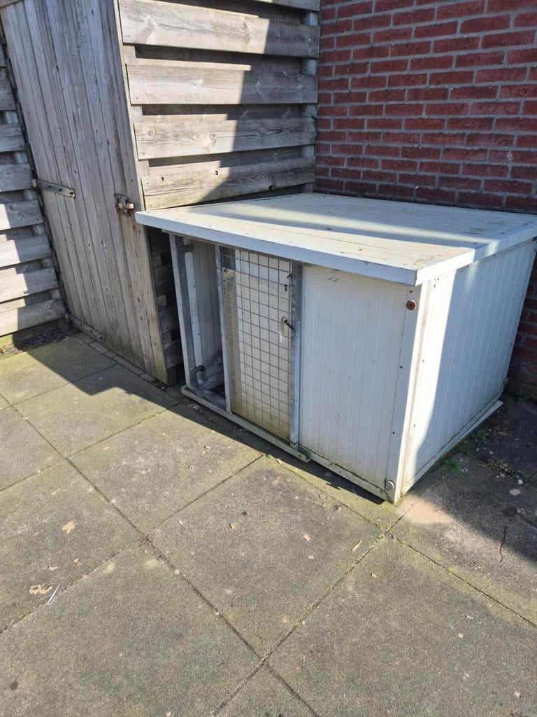 Geïsoleerd hondenhok 1.31x1.17x0.91, Ophalen, Gebruikt, 110 cm of meer, 65 tot 100 cm