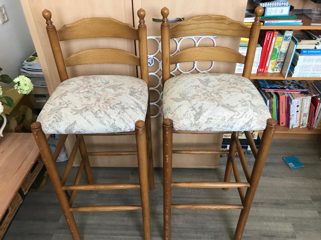 Barkrukken, Huis en Inrichting, 60 tot 90 cm, Ophalen of Verzenden, Zo goed als nieuw, Hout