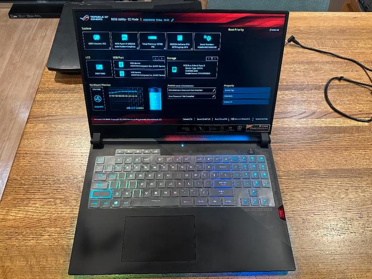 ASUS ROG Strix SCAR 17, Computers en Software, Windows Laptops, Gebruikt, 17 inch of meer, SSD, 4 Ghz of meer, 32 GB, Qwerty, Met videokaart