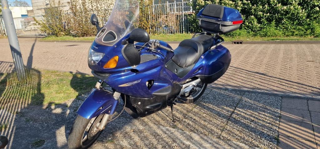 Honda Deauville 650 - BJ 2004 - Zeer nette staat, Motoren, Motoren | Honda, Occasion, Bedrijf, Toermotor, Handgeschakeld