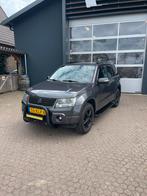 Suzuki Grand Vitara 2.4 5D 2010 Grijs, Stof, Zwart, 4 cilinders, 1850 kg