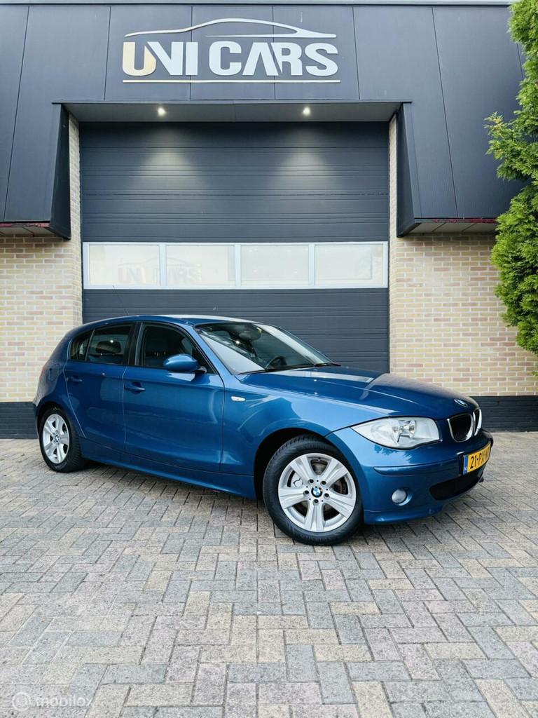 BMW 1-serie 116i Executive|Clima Control|half Leder|LM16, Achterwielaandrijving, Gebruikt, Zwart, 4 cilinders