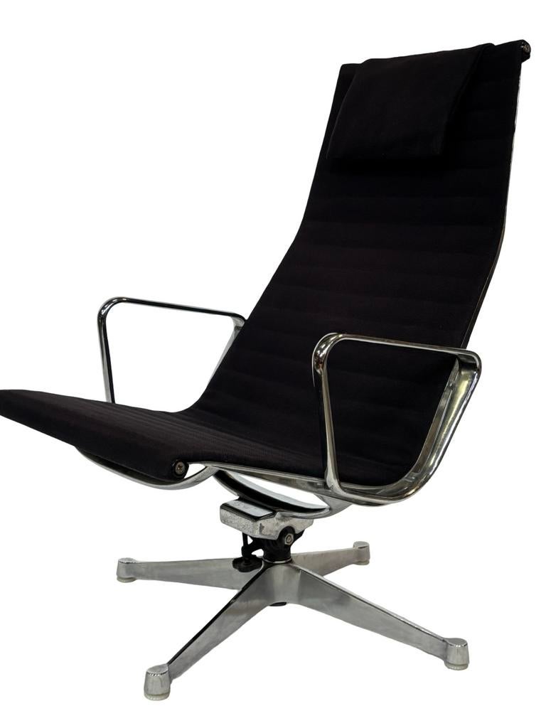 Vintage Herman Miller ea124 fauteuil, Vintage, Zo goed als nieuw, 50 tot 75 cm, Vintage