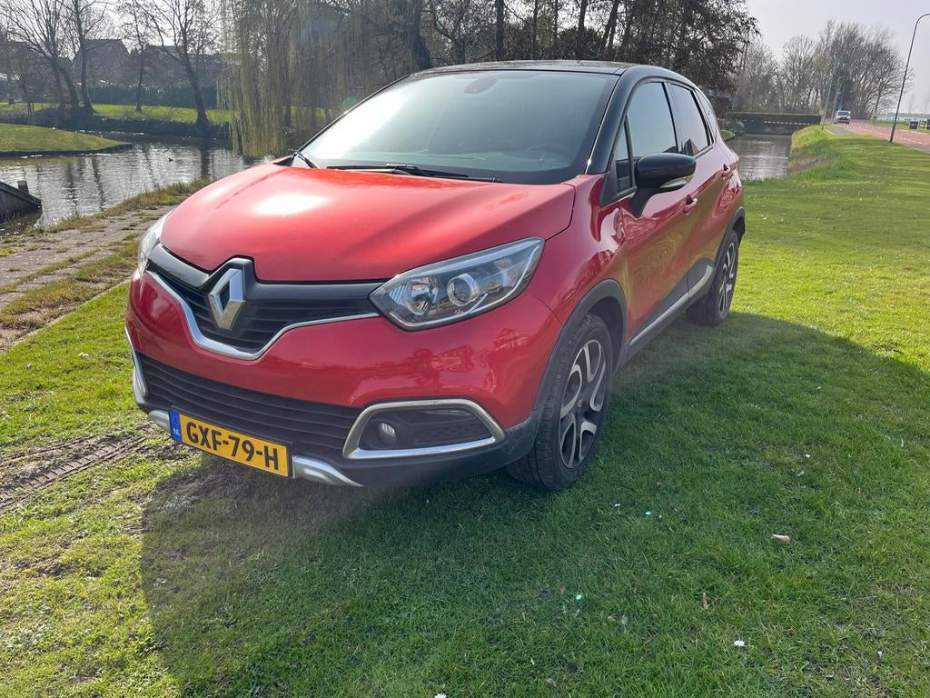 Renault Captur 1.2 TCE 120 EDC 2016 Rood, Stof, 625 kg, 4 cilinders, 1200 kg