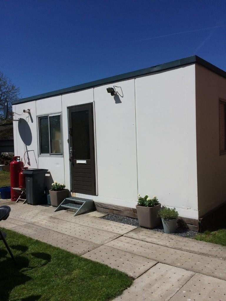 Woon units 18m bij 6m, Ophalen, Gebruikt