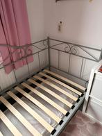 Te Koop; 1Persoons bed zilver/grijs kleur als nieuw, Ophalen, Zo goed als nieuw, Eenpersoons