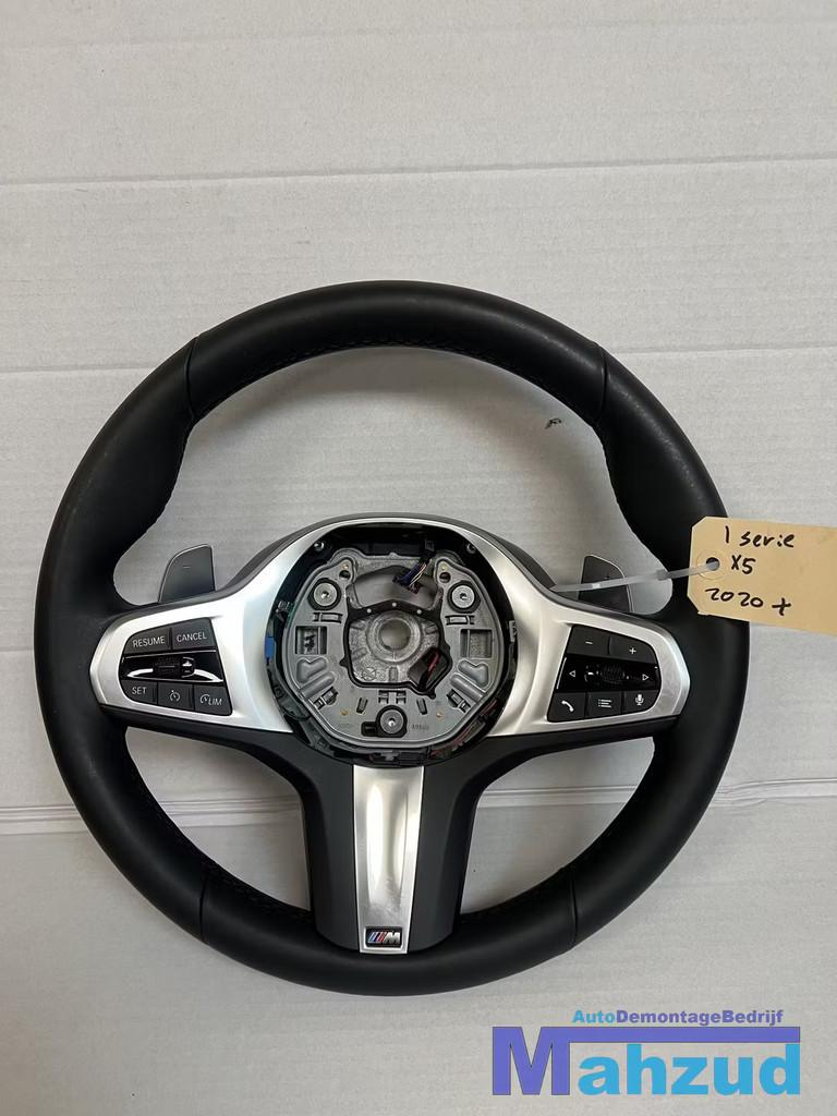 BMW 1 SERIE F40 LEER M SPORT met flipper Stuurwiel stuur 201, Auto-onderdelen, Besturing, Petuelring 130
80788  Munich, DE, Gebruikt