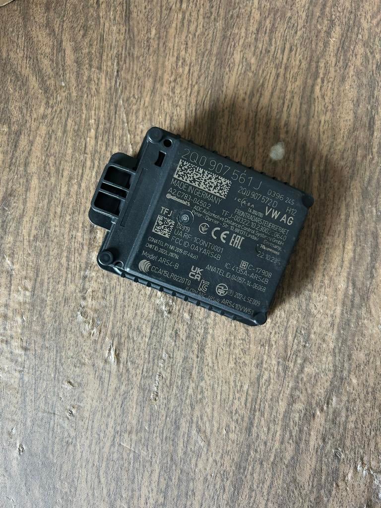 VW AG 2Q0 907 561 J radar sensor, Ophalen of Verzenden, Gebruikt, Volkswagen
