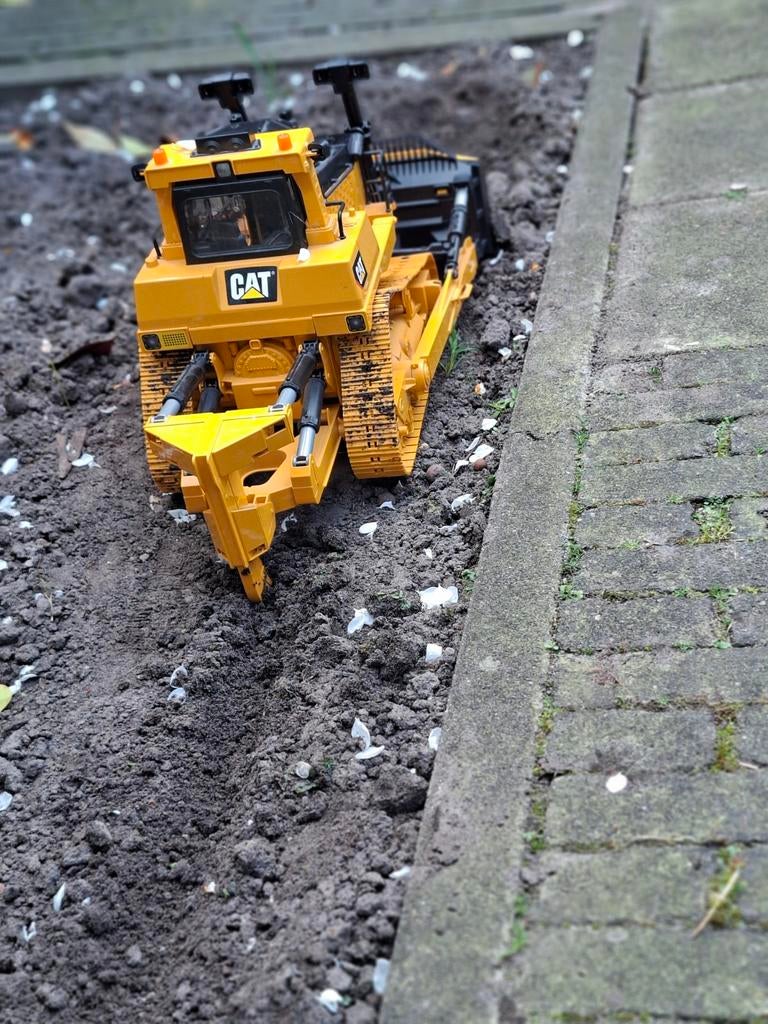 Buldozer Bruder 2045/01 Cat, Ophalen