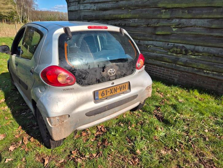 toyota aygo 1.0 uit 2007 voor onderdelen, Auto-onderdelen, Carrosserie en Plaatwerk, Toyota, Gebruikt, Ophalen