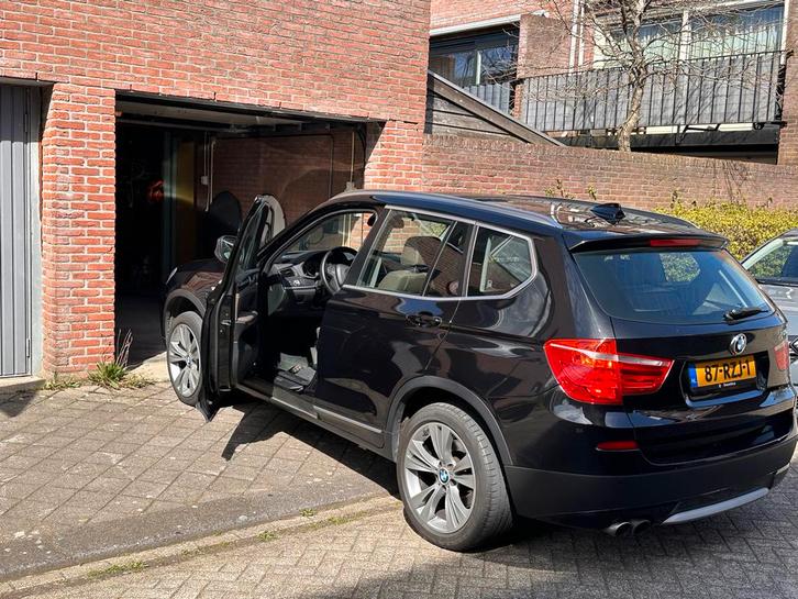 BMW X3  35i 225KW 2011 Zwart, Auto's, BMW, Particulier, X3, Benzine, D, SUV of Terreinwagen, Automaat, Origineel Nederlands, Zwart