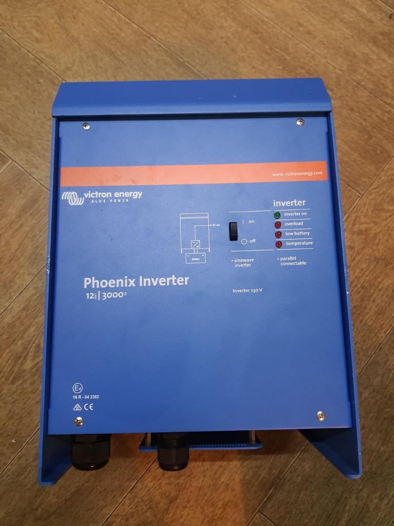 Victron Phoenix 12v 3000va zuivere sinusomvormer., Watersport en Boten, Navigatiemiddelen en Scheepselektronica, Ophalen of Verzenden
