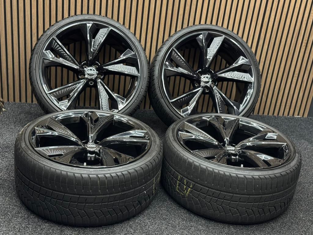WINTER! Originele 22 inch Audi Sport RS6 C8 5x112 ET19 TPMS, Ophalen, 285 mm, ., Banden en Velgen