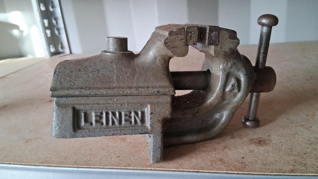 Leinen parallel-bankschroef. uniek, Ophalen, Zo goed als nieuw