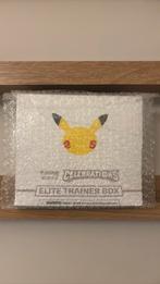 Pokemon Celebrations ETB - 25th anniversary, Hobby en Vrije tijd, Ophalen of Verzenden, Zo goed als nieuw