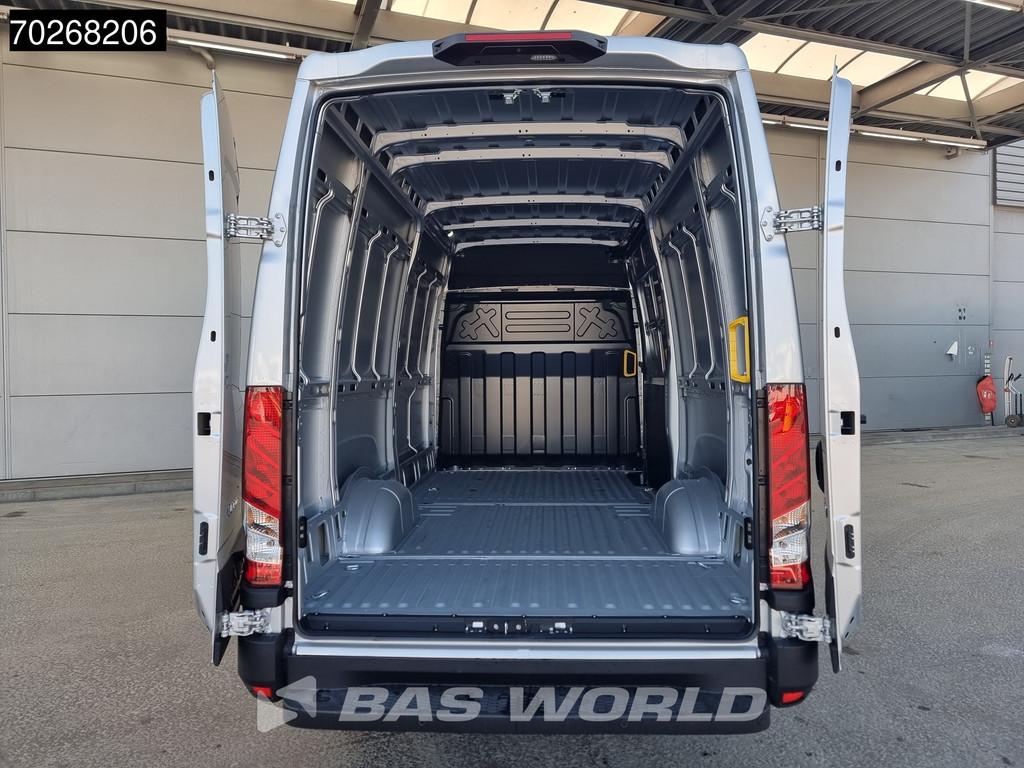 Iveco Daily 35S21 BPM VRIJ! 3.0L Automaat Black Edition L2H2, Auto's, Automaat, Stof, Euro 6, 4 cilinders