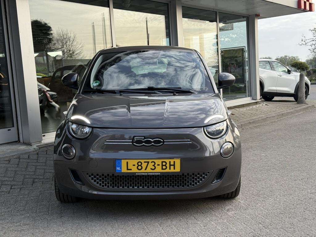 Fiat 500 Icon 42 kWh (bj 2021, automaat), Auto's, Fiat, Automaat, 0 cilinders, 118 pk, Parkeersensor