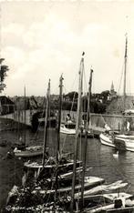 Groeten uit Sloten Fr - stadsgezicht - boot zwaan - 1962 gel, Ophalen of Verzenden, Voor 1920, Gelopen, Friesland
