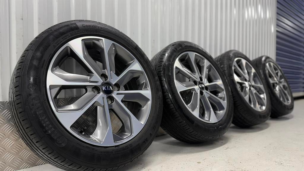 Kia Stonic 4x100 17 Inch Velgen Zomerbanden Rio, Auto-onderdelen, Banden en Velgen, Ophalen, Gebruikt, Banden en Velgen, 17 inch