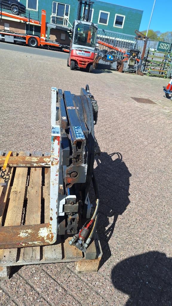 Rotator met vorkenversteller Cascade FEM 2, Ophalen, Cascade, Industriepark 2a 9351PA Leek, H.O.Albert Ale Slotema