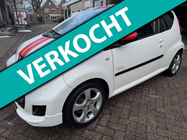Peugeot 107 1.0-12V Sportium AIRCO 120895 KM O.H BOEKJES LM, Auto's, Peugeot, Te koop, ABS, Airbags, Airconditioning, Centrale vergrendeling