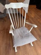 Witte houten schommelstoel met kussen, Huis en Inrichting, Stoelen, Ophalen, Gebruikt, Wit, Eén