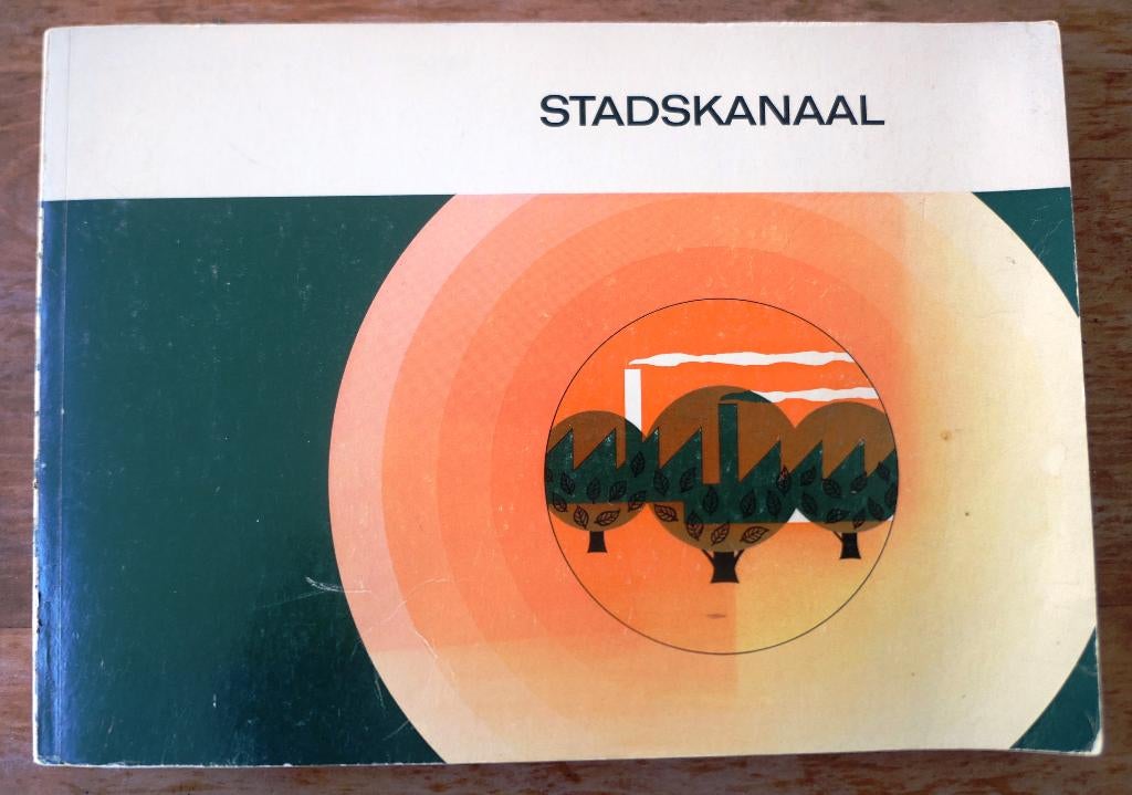 Fotoboek Stadskanaal 1970, Ophalen of Verzenden, Gemeente Stadskanaal, 20e eeuw of later, Gelezen