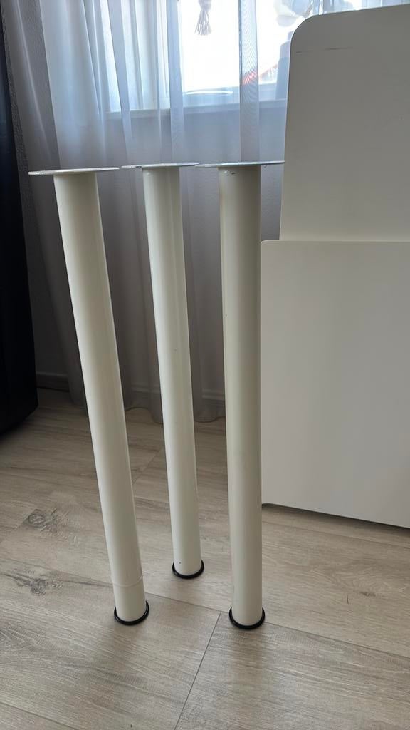 Ikea poten voor onder bureau, Huis en Inrichting, Tafelonderdelen, Ophalen, Zo goed als nieuw, Rond, 50 tot 100 cm