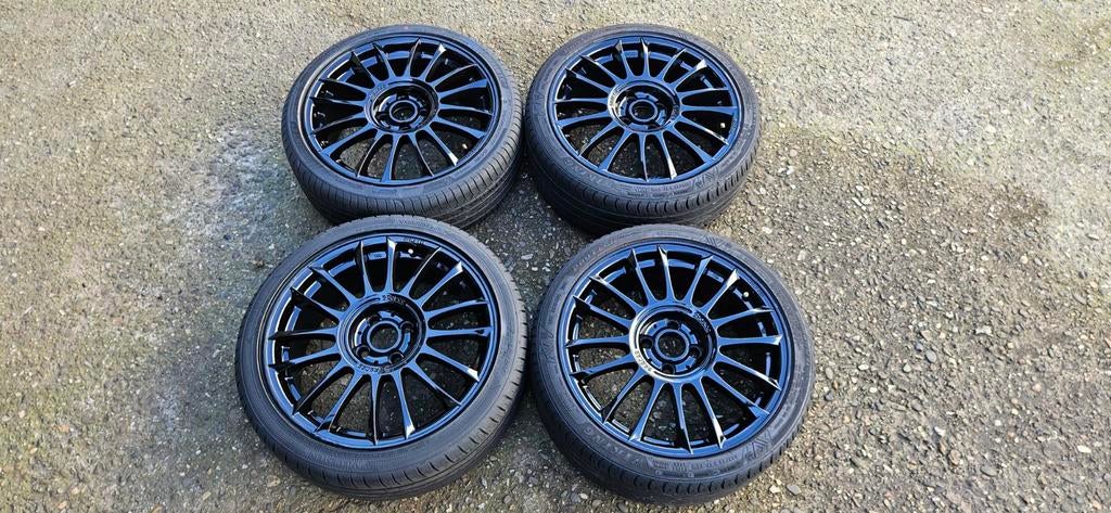 17" Sparco Pista velgen met banden 4x100, Ophalen, Gereviseerd, Universele onderdelen