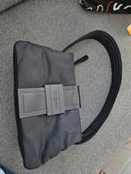 Tasje Tommy Hilfiger zwart met blauwe binnenkant en vakje., Ophalen of Verzenden, Zo goed als nieuw, Zwart