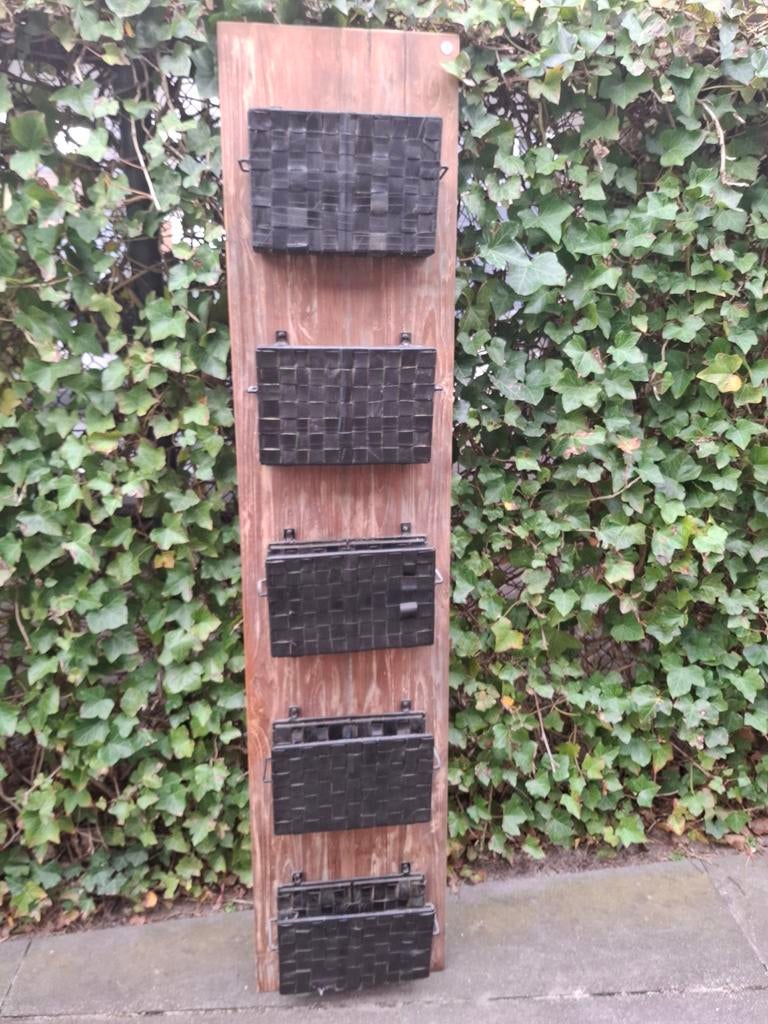 Wandrek tijdschriften, Huis en Inrichting, Woonaccessoires | Krantenbakken en Lectuurbakken, Ophalen