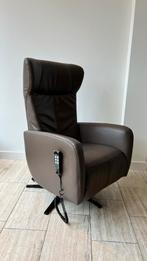 Prominent accu sta-op stoel elektrisch leer bruin, Huis en Inrichting, Fauteuils, Ophalen
