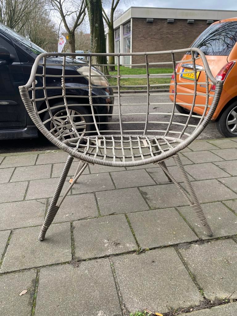 Grote kuipstoel - Leuk met kussens!, Kunststof, Gebruikt, Ophalen of Verzenden, Eén