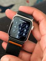 Apple Watch SE (1e generatie) -  met bandje + Oplader draad, IOS, Ophalen of Verzenden, Waterdicht, Zilver