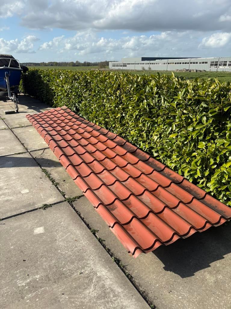 Dakplaten 9 stuks 595x120, Doe-het-zelf en Verbouw, Gebruikt, 15 m² of meer, Metaal, Rood