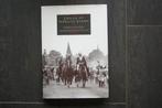 ZWAAN OP WOELIGE BAREN:Historische schets vd Gemeente Hui, Ophalen of Verzenden, Zo goed als nieuw