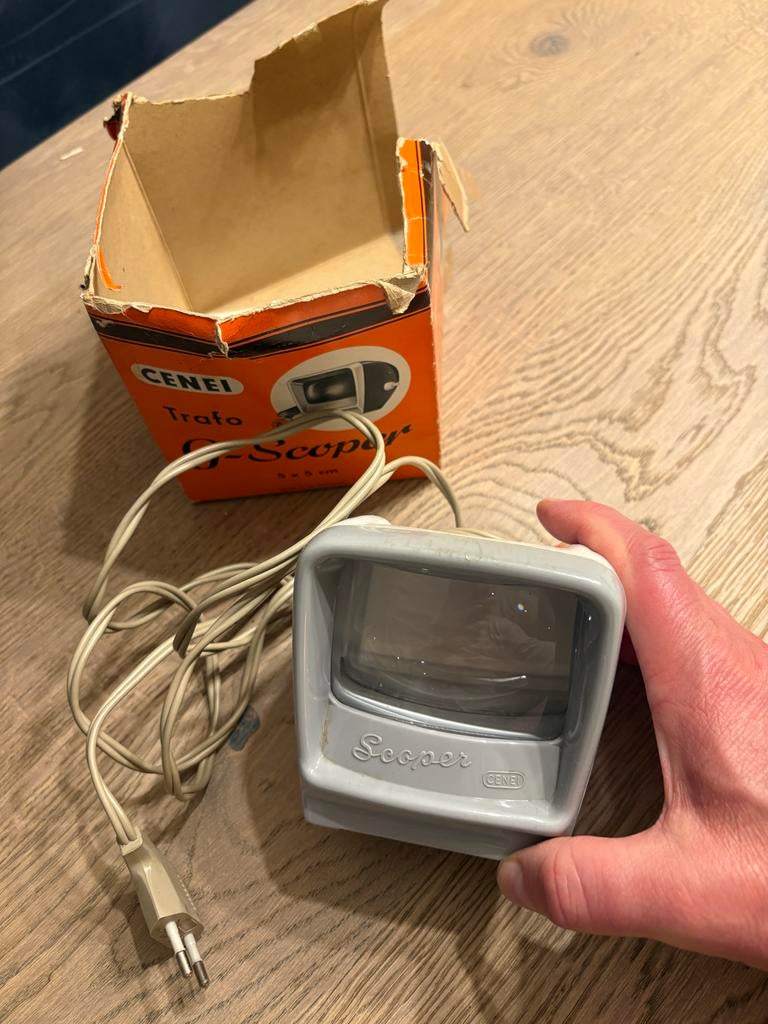 Vintage Cenei Trafo G-Scoper 5x5 cm - Diaviewer, Ophalen, Gebruikt, Met scherm