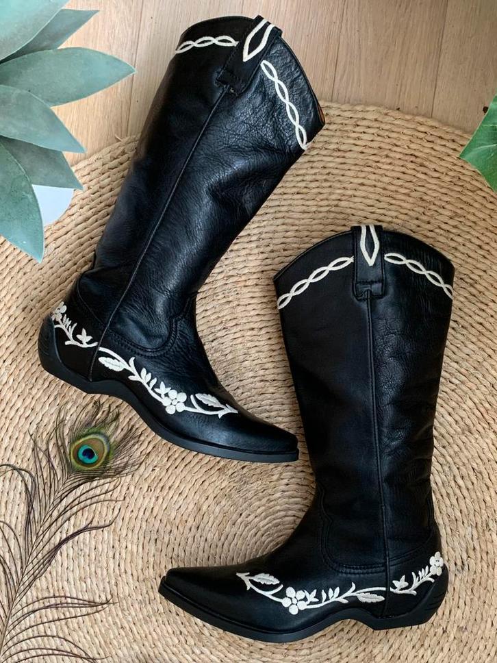 MAG cowboylaarzen 37 western boots bohemian laarzen, Kleding | Dames, Schoenen, Zo goed als nieuw, Hoge laarzen, Zwart, Ophalen of Verzenden