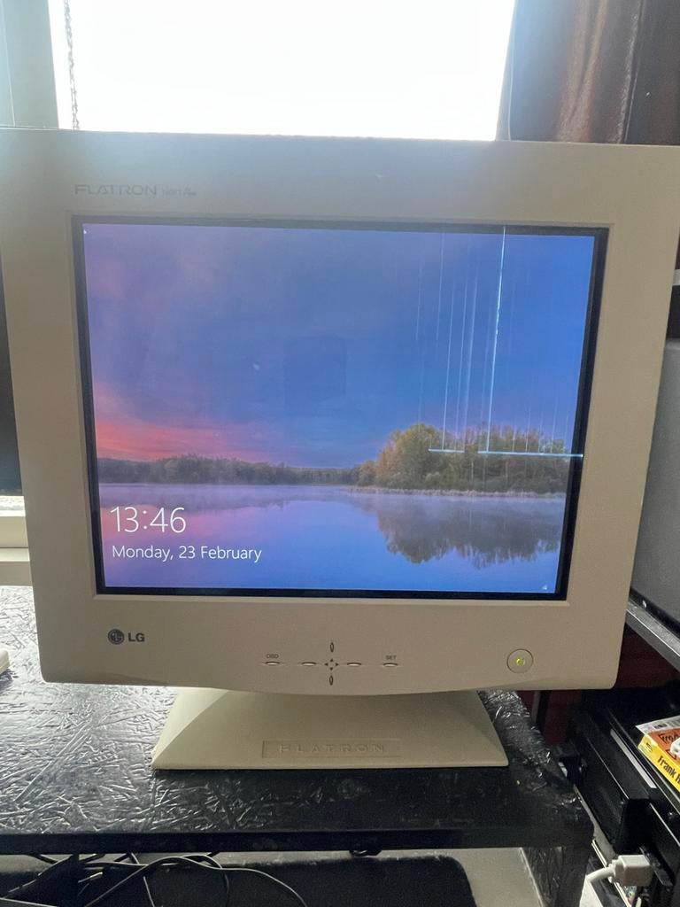 LG Flatron 795ft-plus CRT Monitor - Vintage 17 inch, Computers en Software, Monitoren, Ophalen, VGA, 60 Hz of minder, Gebruikt