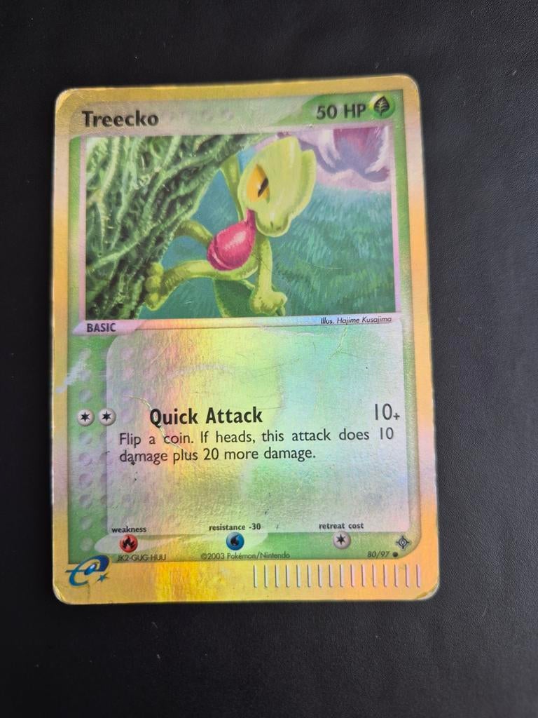 Treecko Reverse Holo Pokémon Kaart - Zeldzaam!, Hobby en Vrije tijd, Verzamelkaartspellen | Pokémon, Gebruikt, Losse kaart, Foil