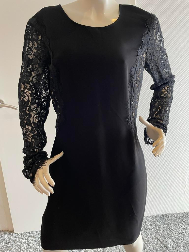 Diane von furstenberg jurkje met kant maat 14. L, ., Zwart, Maat 42/44 (L), Ophalen of Verzenden
