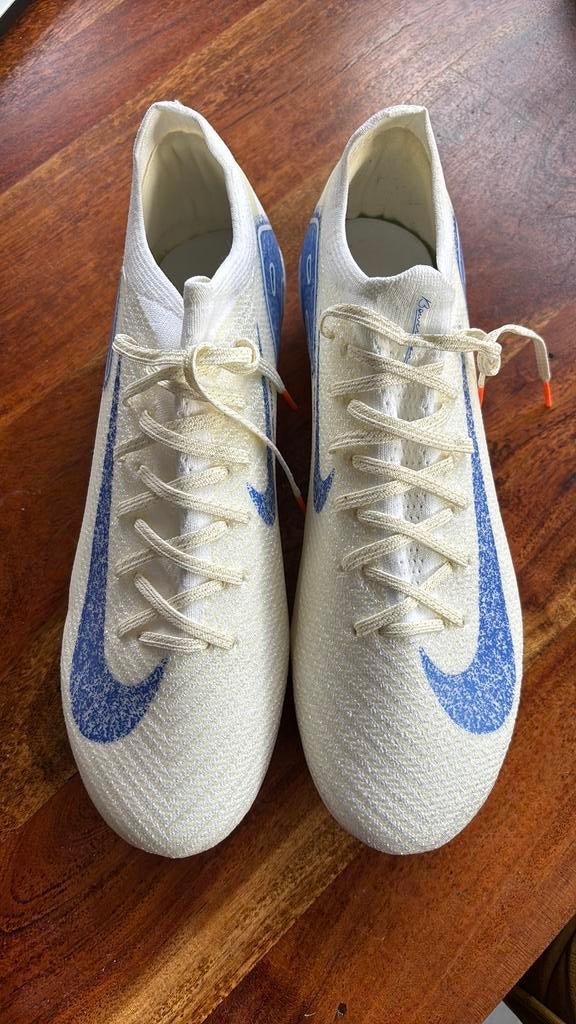 Nike voetbalschoenen, Maat XS of kleiner, Schoenen, Nieuw, Ophalen of Verzenden