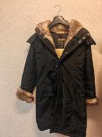Woolrich Dames jas, Kleding | Dames, Jassen | Winter, Maat 38/40 (M), Zwart, Ophalen of Verzenden, Zo goed als nieuw