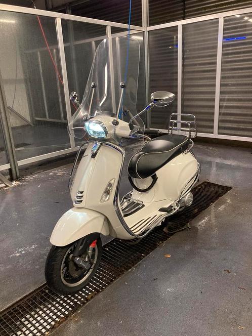 Vespa sprint | Goed onderhouden | Piaggio, Fietsen en Brommers, Scooters | Vespa, Gebruikt, Overige modellen, Maximaal 25 km/u