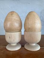 2 houten eieren en houten eierdopjes, Gebruikt, Ophalen of Verzenden