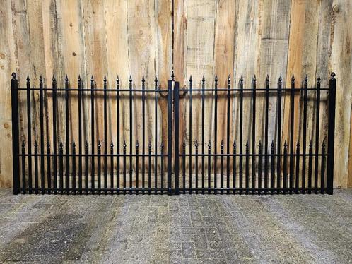 Nieuwe inrijpoort model: 'Barcelona' 400x150cm compleet!, Tuin en Terras, Tuinhekken en Hekwerk, Nieuw, Sierhekwerk, IJzer, Met poort