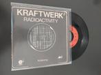 Kraftwerk radioactivity, Cd's en Dvd's, Vinyl Singles, Ophalen of Verzenden, Gebruikt, 7 inch, Single