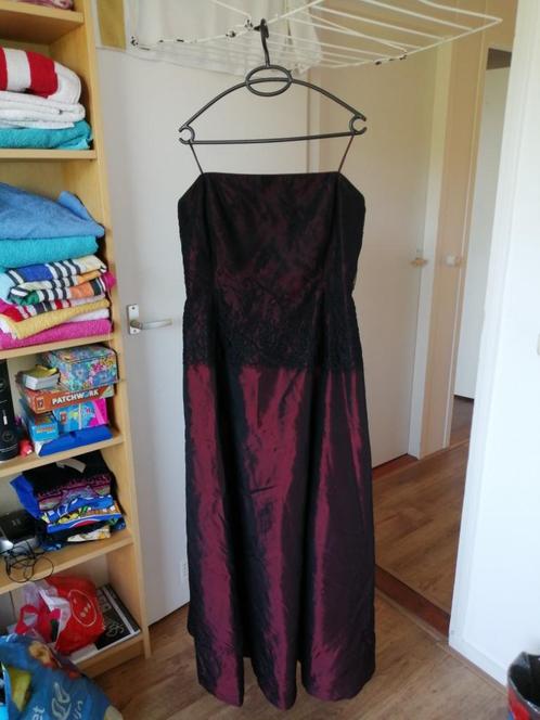 Galajurk bordeaux maat 44, Kleding | Dames, Gelegenheidskleding, Zo goed als nieuw, Galajurk, Maat 42/44 (L), Rood, Ophalen of Verzenden